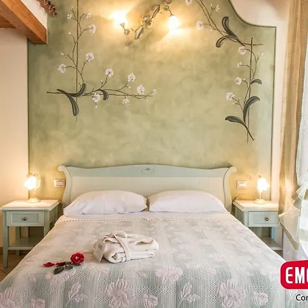 Nocleg ze śniadaniem I Fiori Di Marianna 3*