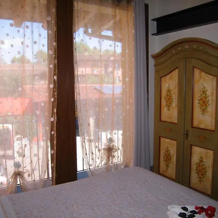 לינה וארוחת בוקר I Fiori Di Marianna ברגמו