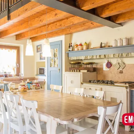 I Fiori Di Marianna Bed & Breakfast 3*